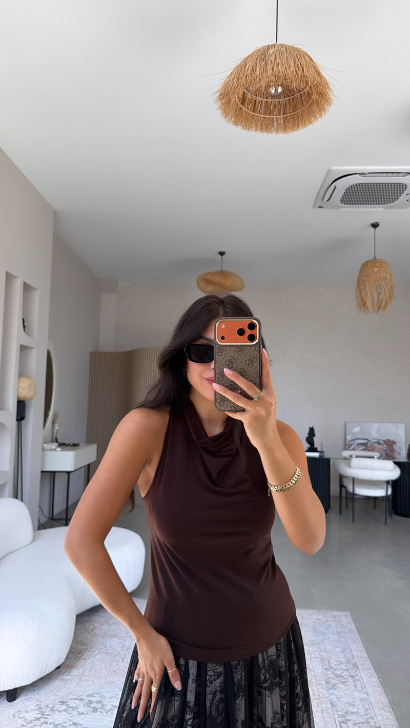 Kahverengi Degaje Ense Düğmeli Bluz