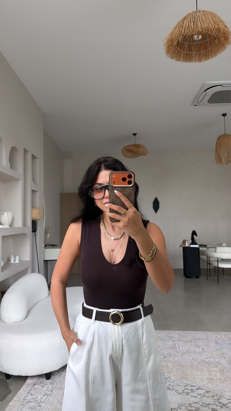 Kahverengi Derin V Yaka Bodysuit