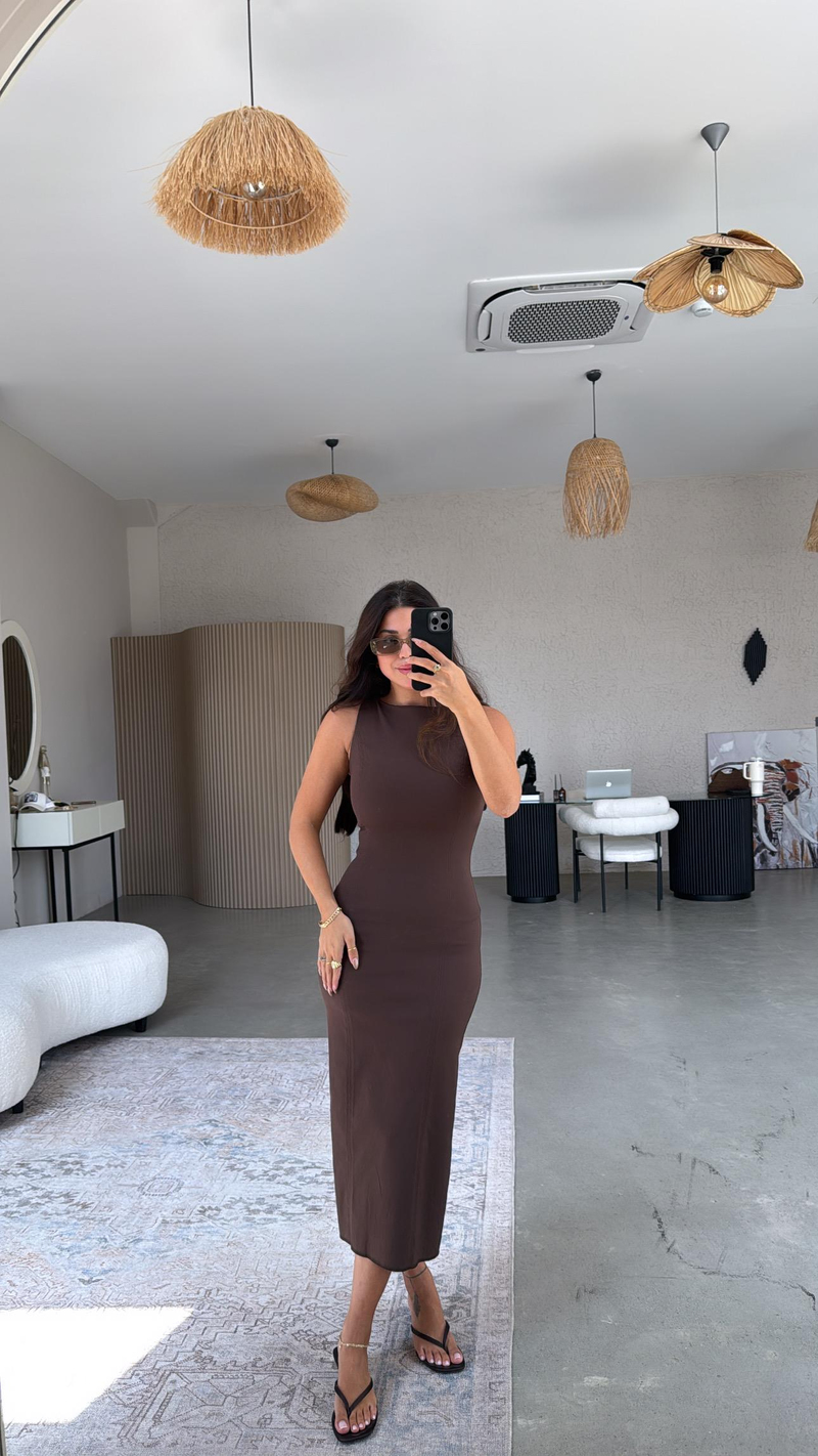 Kahverengi Halter Yaka Streç Midi Elbise