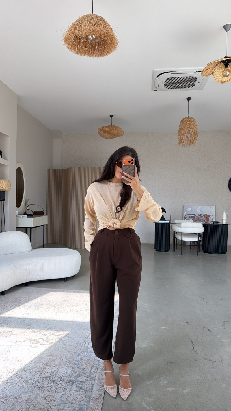 Kahverengi Mini Düğme Detaylı Kumaş Pantolon