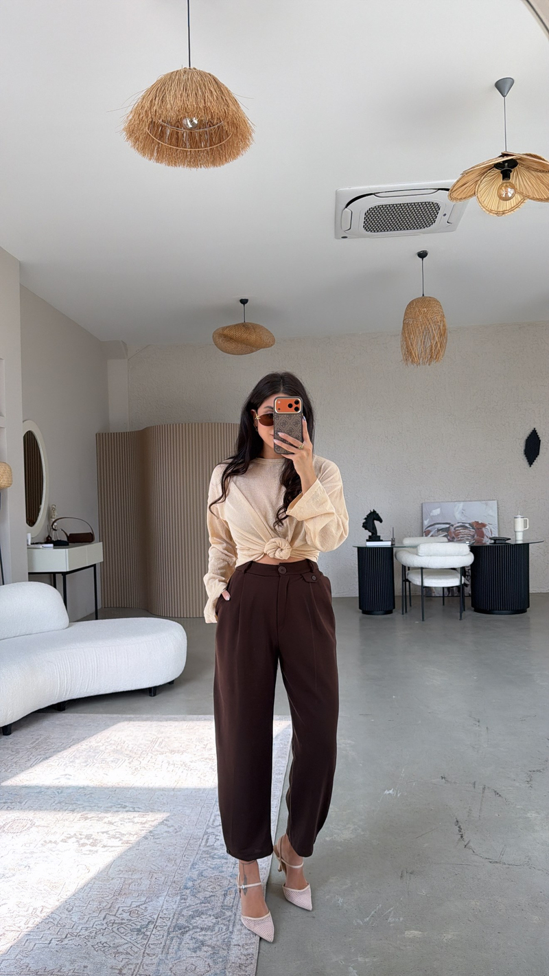 Kahverengi Mini Düğme Detaylı Kumaş Pantolon