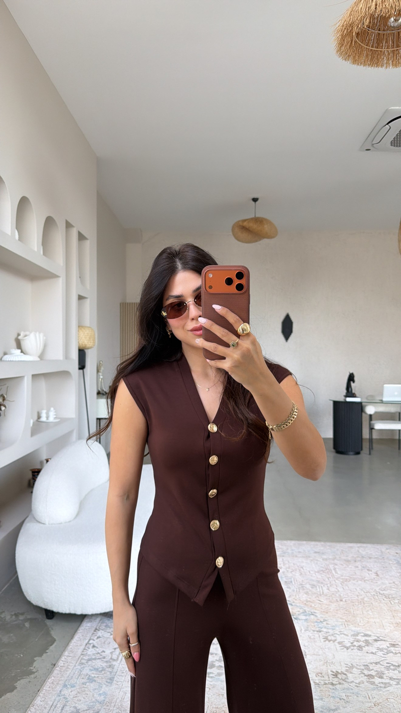 Kahverengi Modal Gold Düğmeli Yelekli Takım
