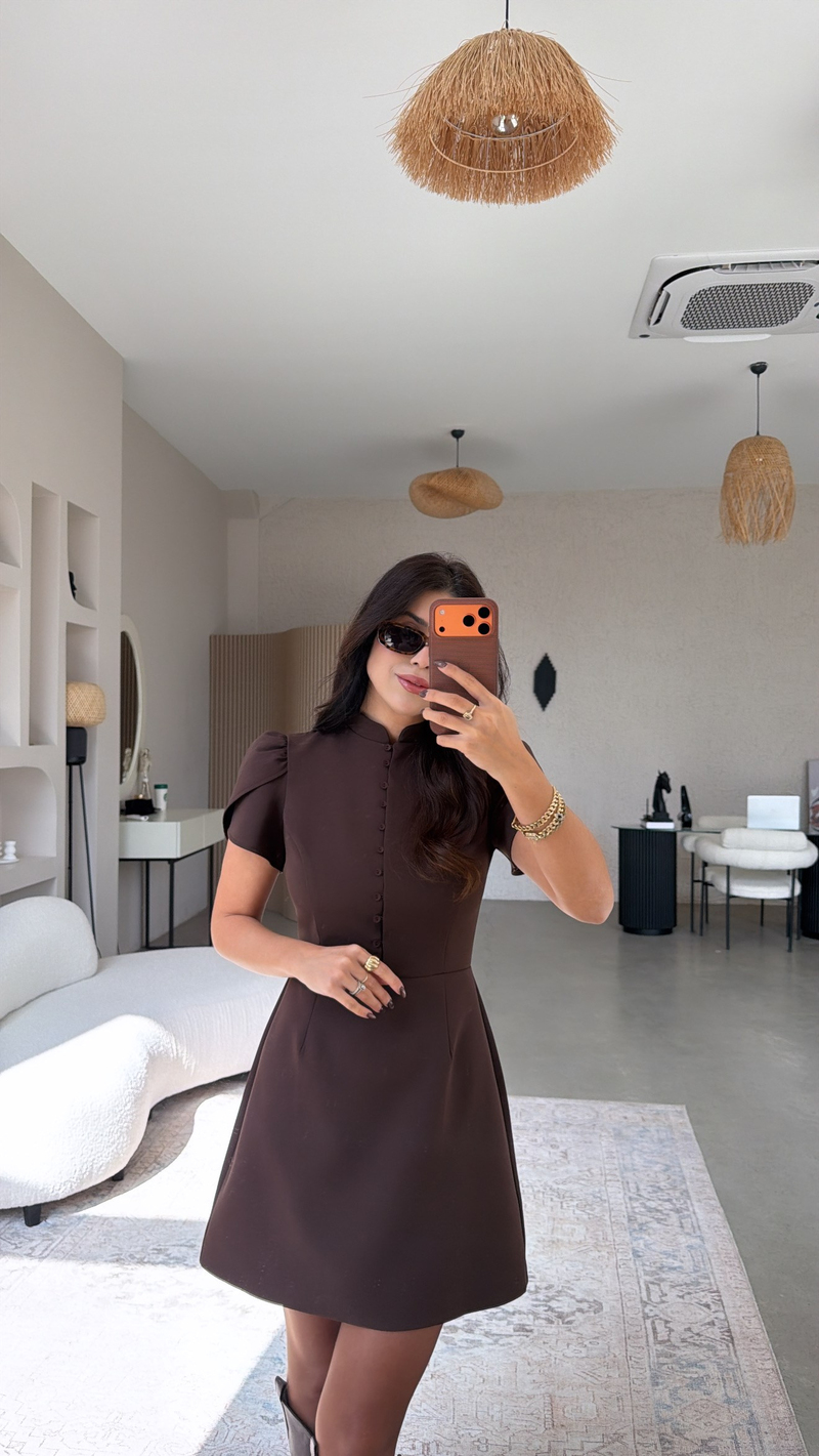 Kahverengi Ön Düğme Detaylı Premium Elbise