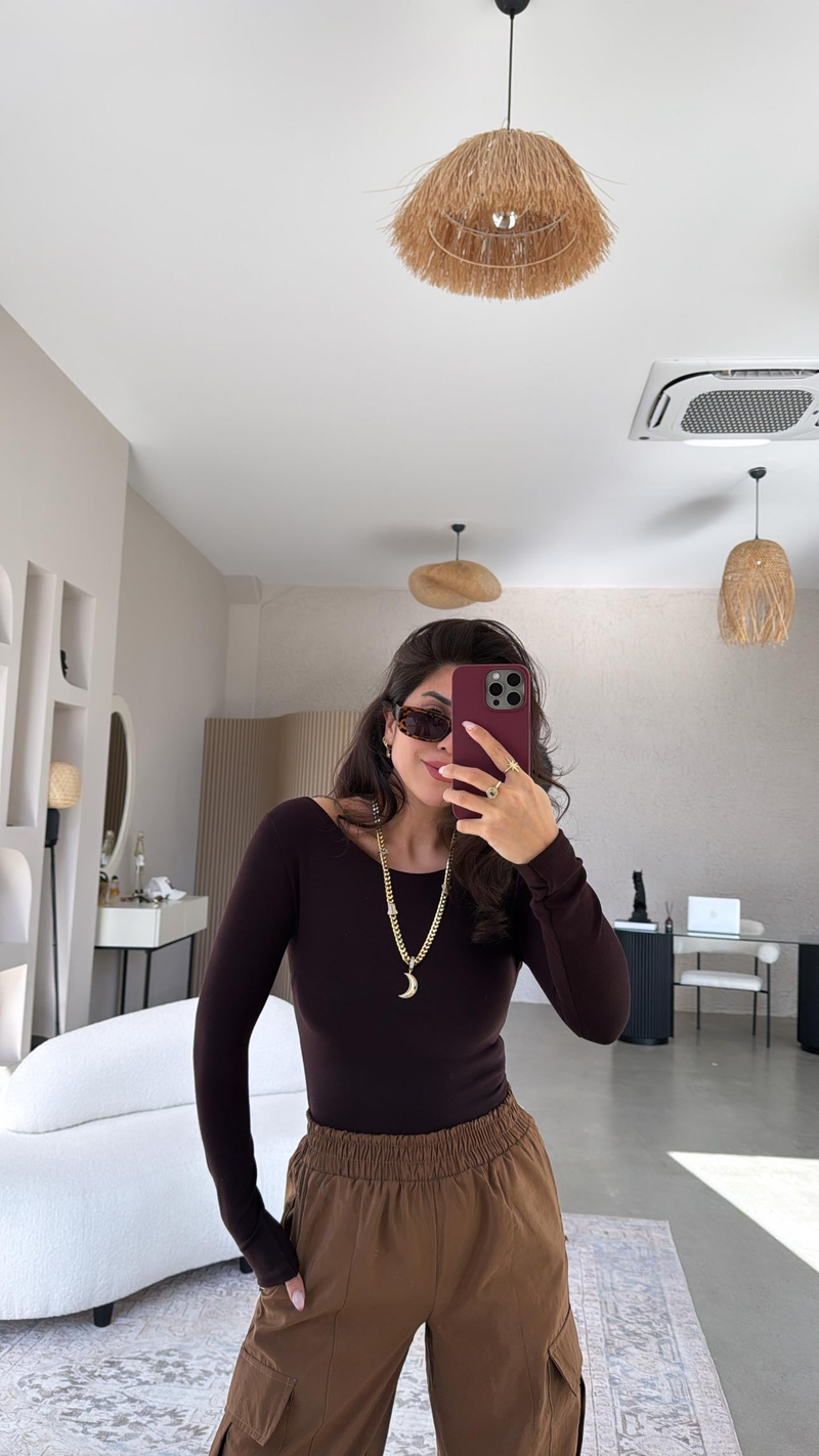 Kahverengi Oys Kayık Yaka Bluz