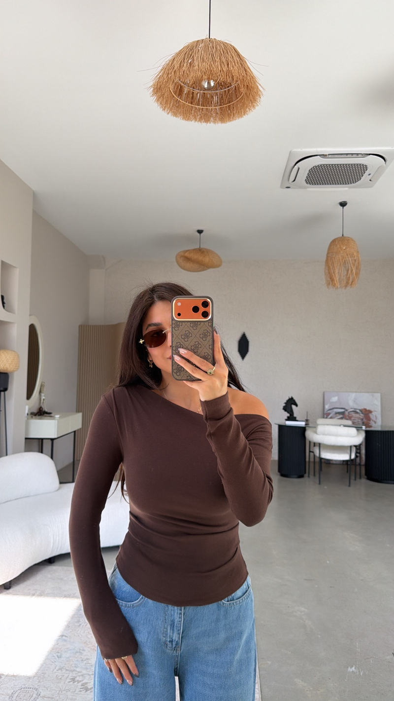 Kahverengi Premium Cotton Büzgülü Kayık Yaka Bluz
