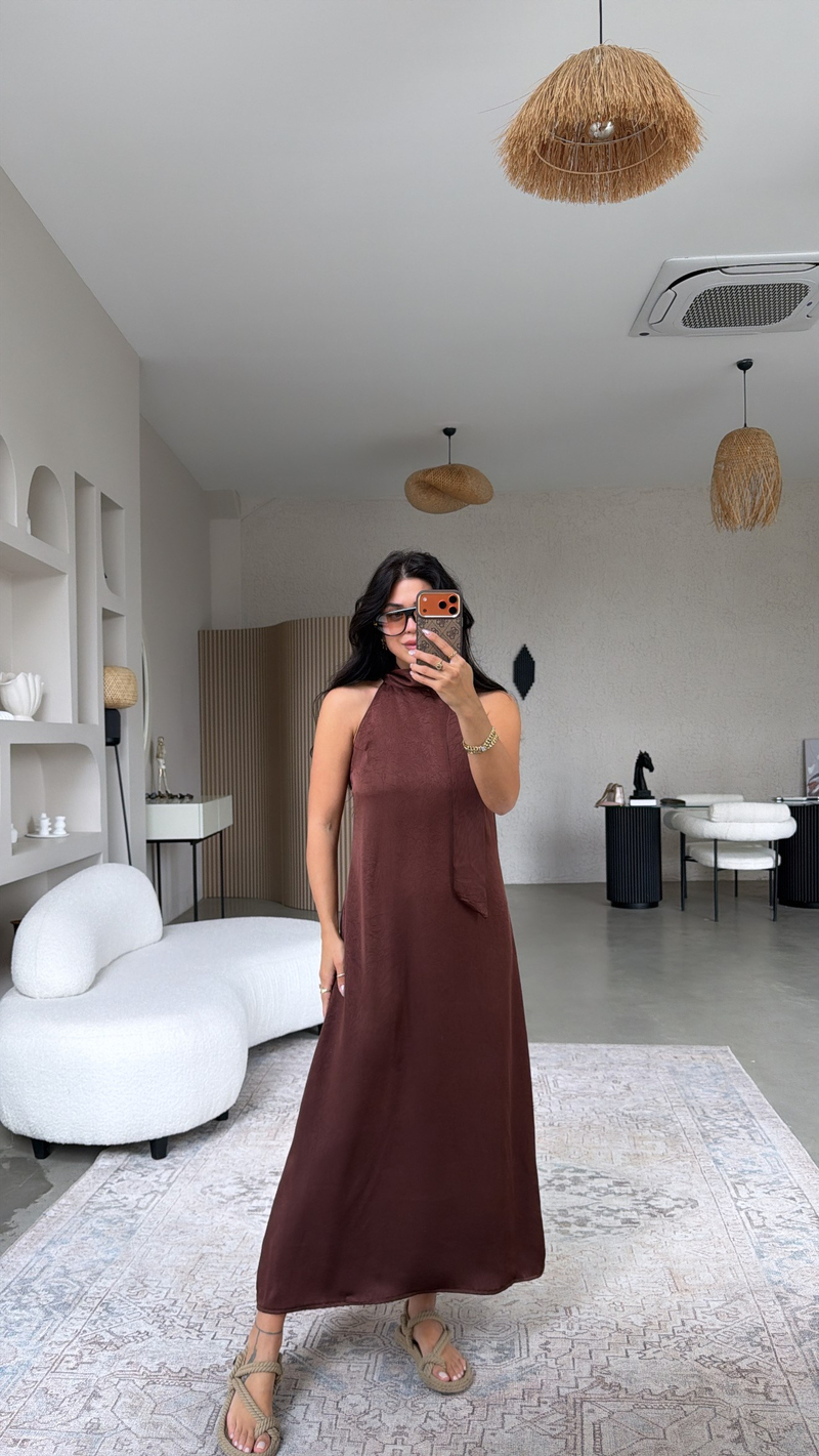 Kahverengi Tok Saten Boyun Bağlamalı Premium Elbise