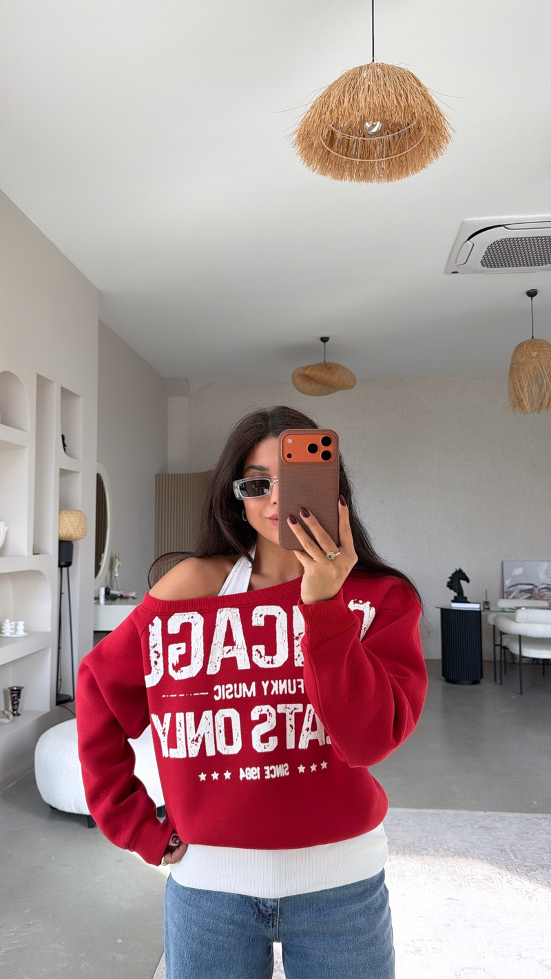 Kırmızı Boyundan Atlet Detaylı Chicago Tarz Sweatshirt