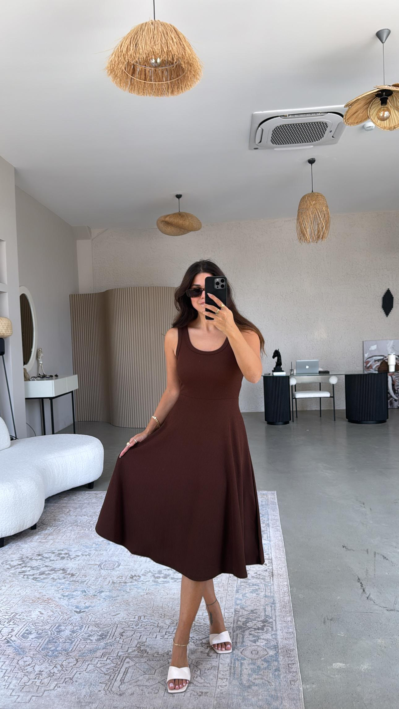 Koyu Kahve Askılı Kaşkorse Elbise