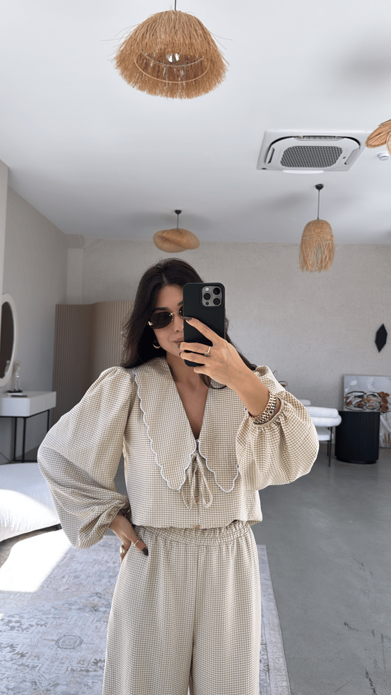 Krem Pötikare Yakalı Pantolon Bluz Takım