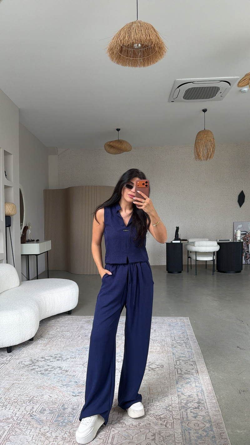 Lacivert Gümüş Aksesuarlı Pantolon Bluz Takım