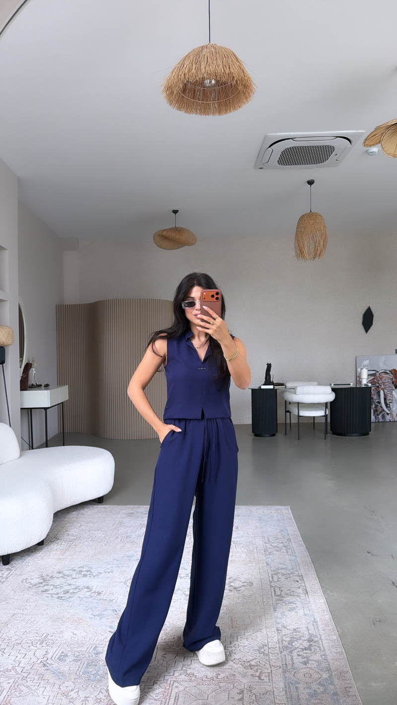 Lacivert Gümüş Aksesuarlı Pantolon Bluz Takım