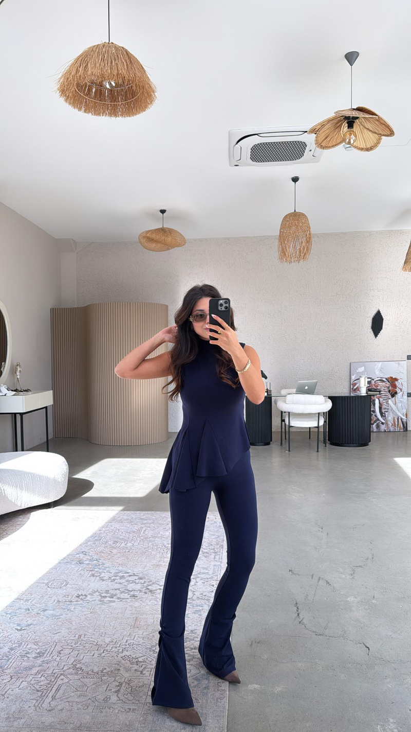 Lacivert ZR Model Likralı Krep Kumaş Volanlı İspanyol Takım