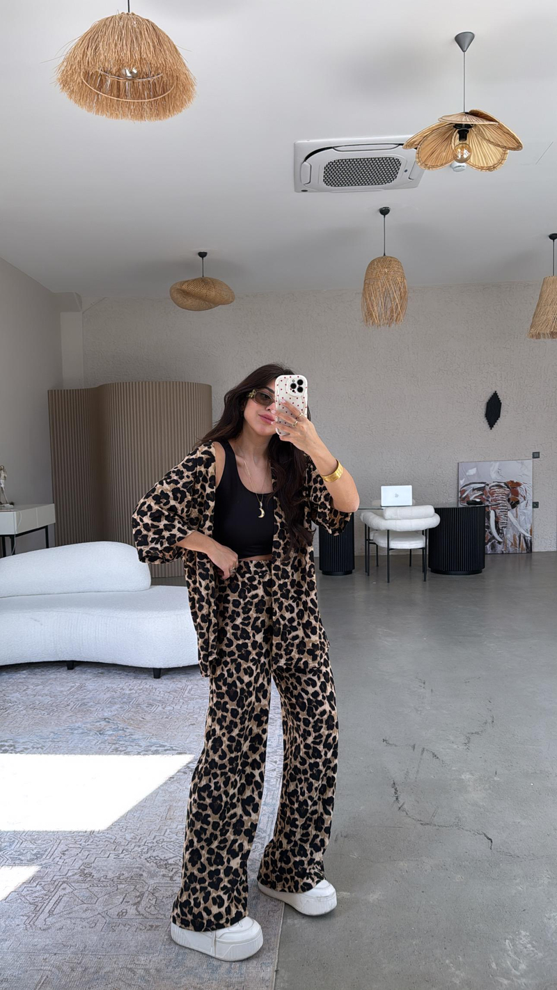 Leopar Desenli Bürümcük Ceketli Takım