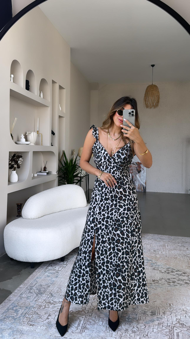 Leopar Yırtmaçlı Kolları Fırfırlı Elbise