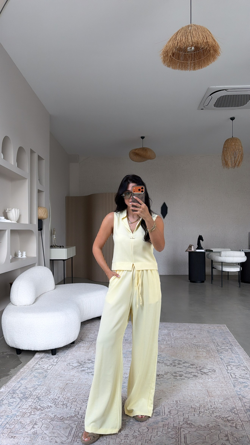 Limon Sarı Gümüş Aksesuarlı Pantolon Bluz Takım