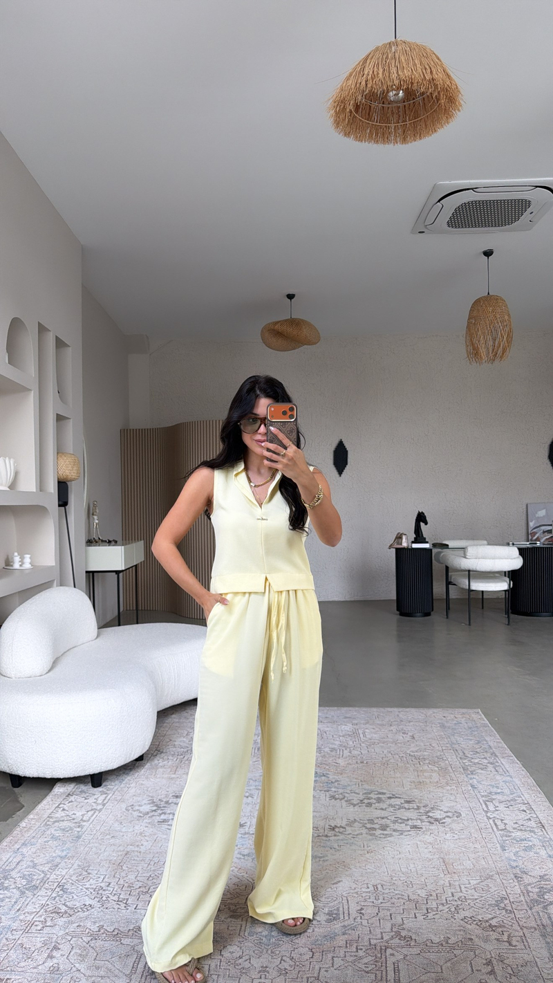 Limon Sarı Gümüş Aksesuarlı Pantolon Bluz Takım