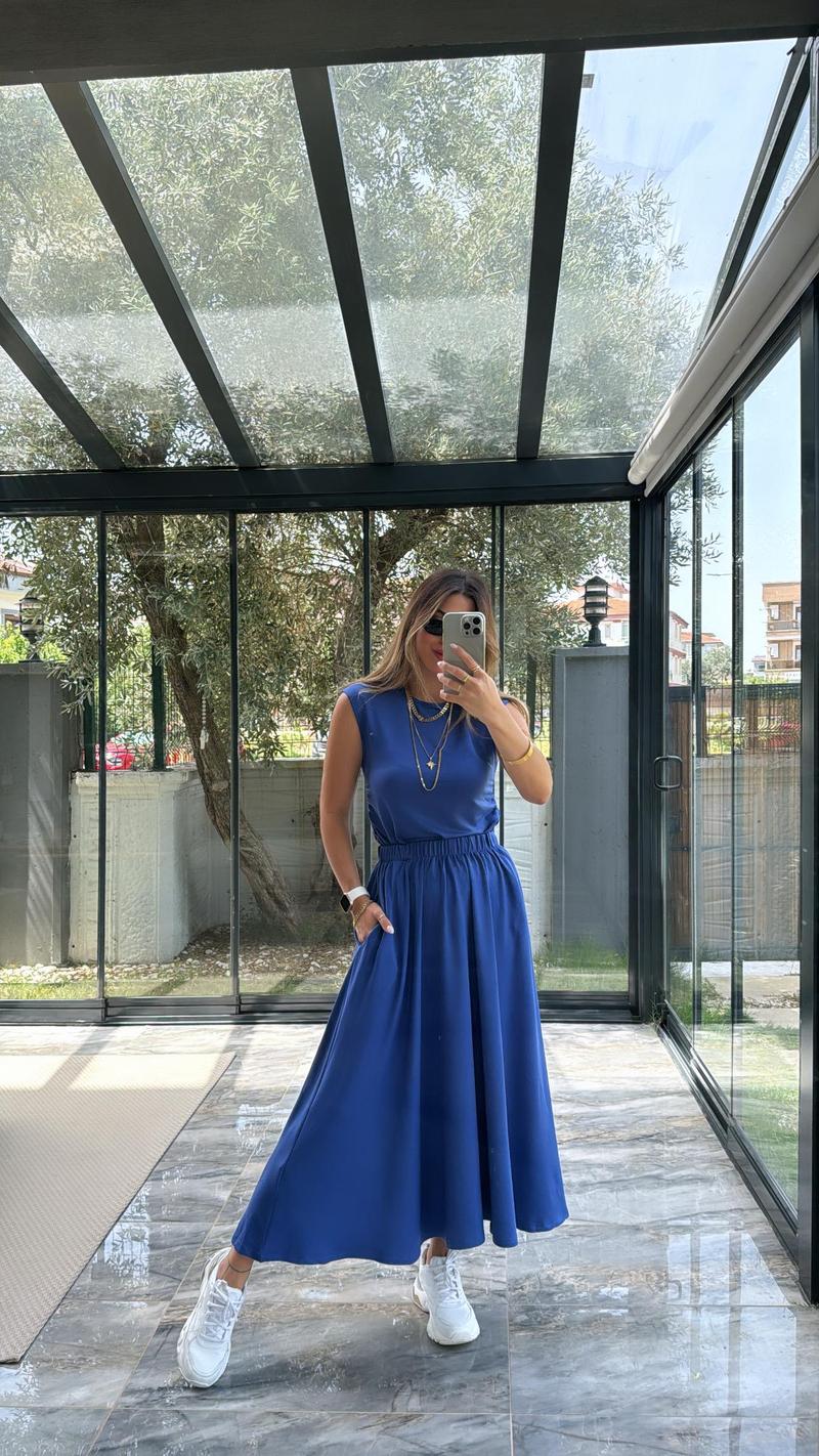Mavi Etekli Takım