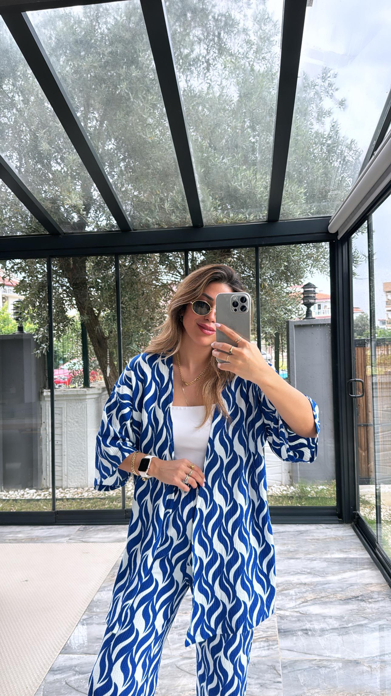Mavi Kimonolu Takım