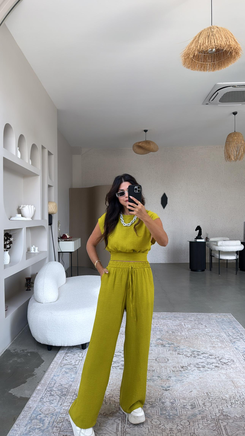 Olive Kuşak Detaylı Pantolon Bluz Takım