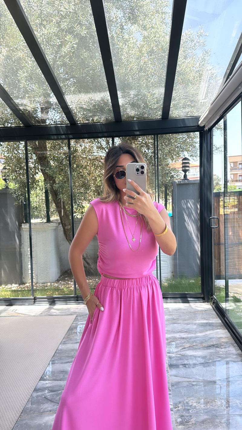 Pembe Etekli Takım