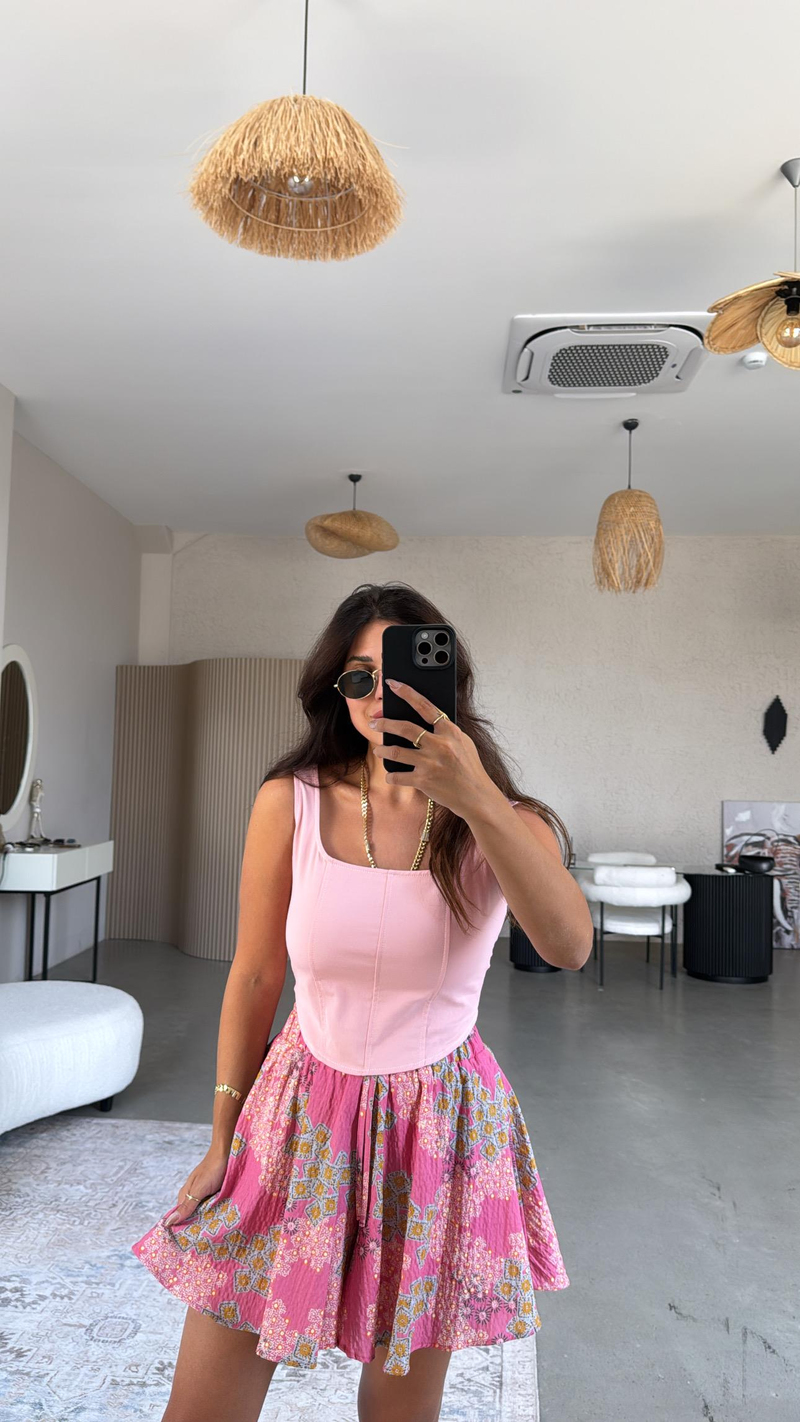 Pembe Likralı Büstiyer