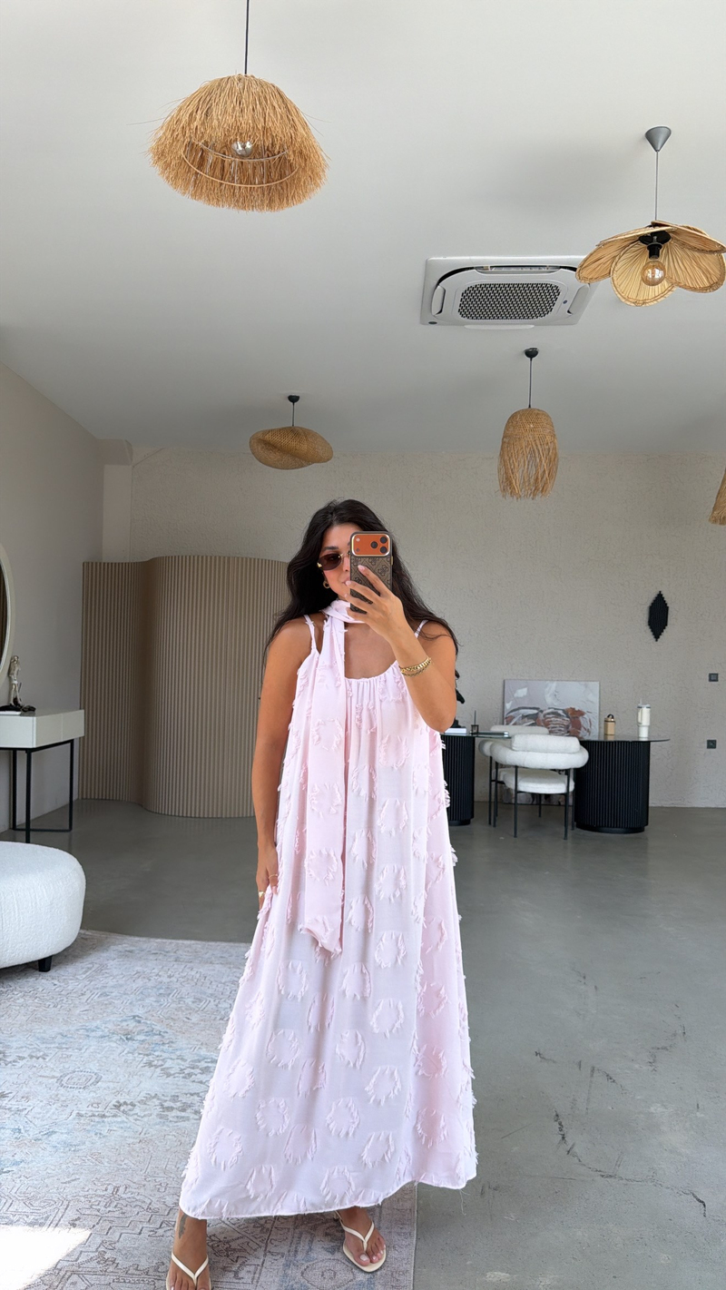 Pembe Püskül Kumaşlı Premium Asansör Askılı Elbise
