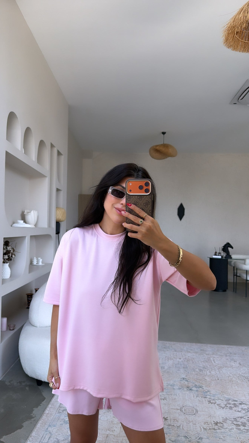 Pembe Yanı Minik Yırtmaçlı Oversize Modal Tshirt