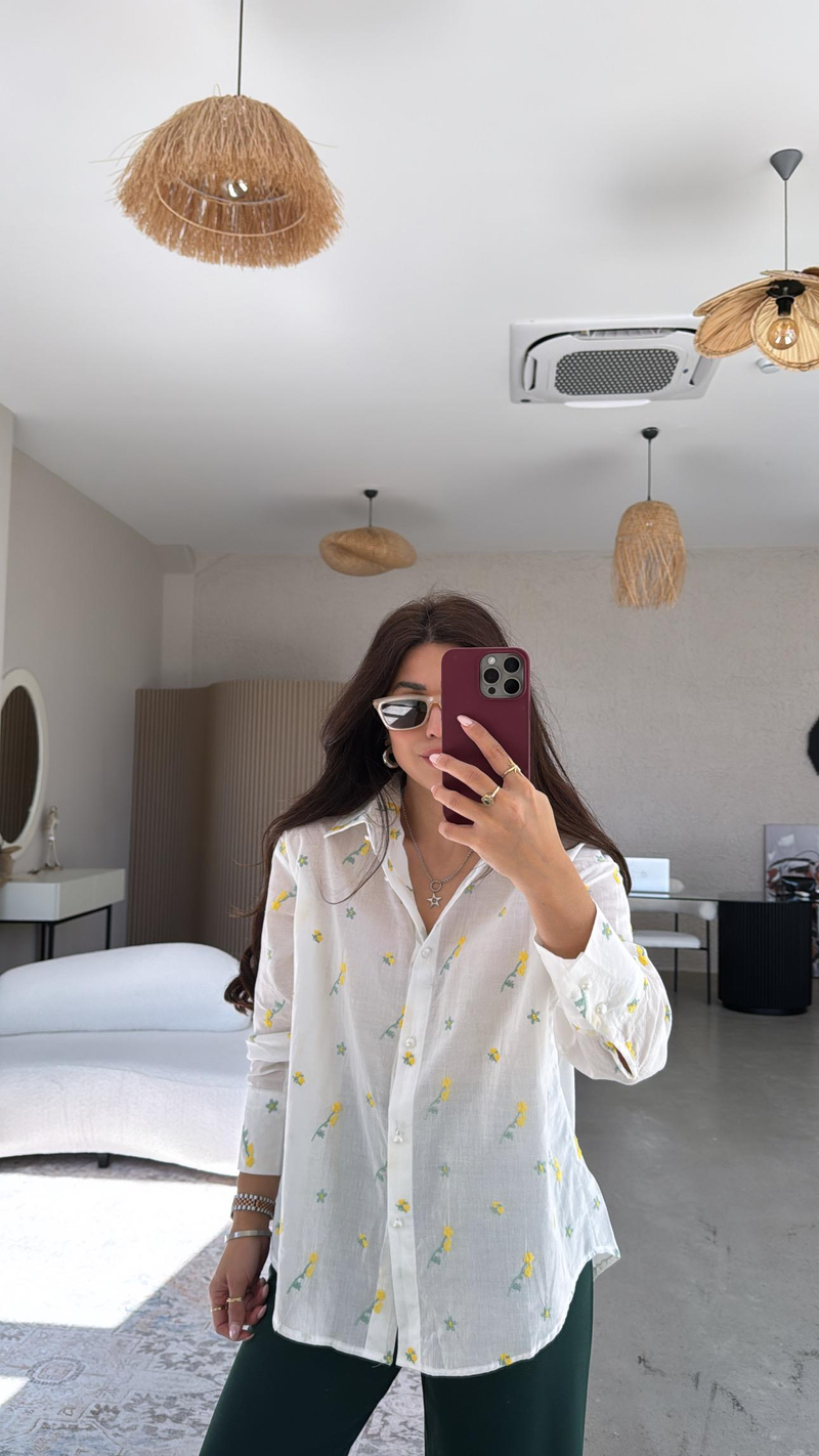 Sarı Çiçek Nakışlı Keten Premium Gömlek
