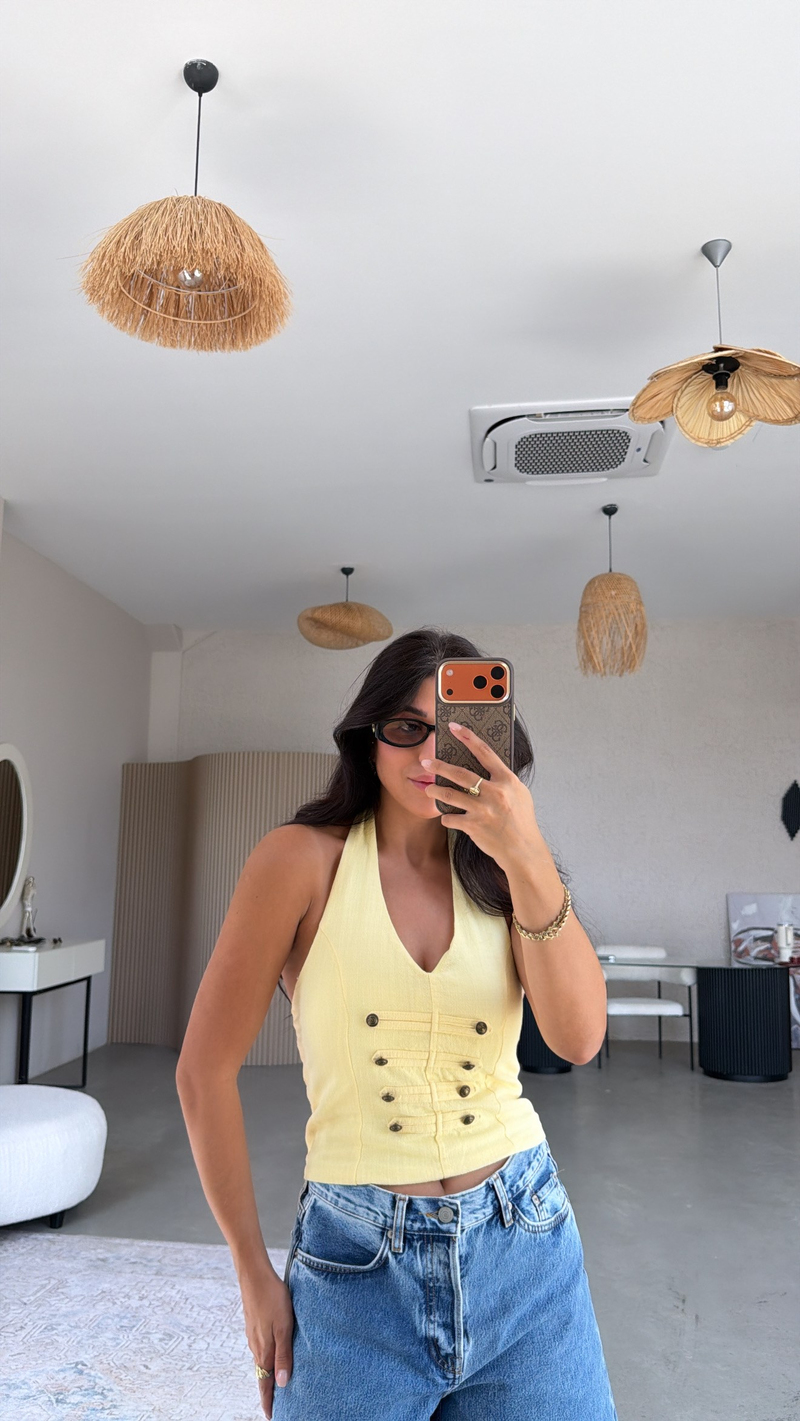 Sarı Eskitme Düğmeli Sırtı Gipeli Keten Bluz