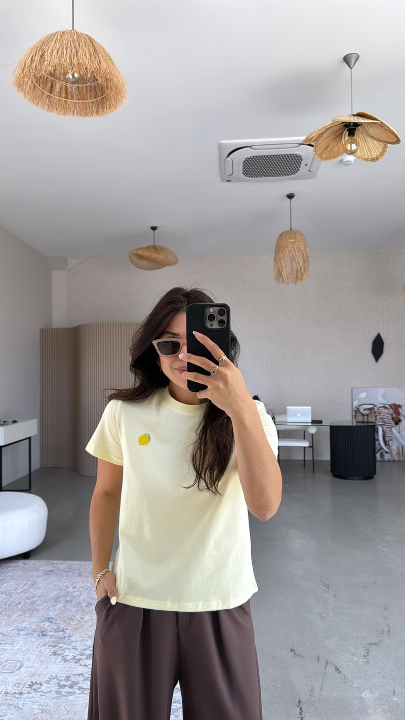 Sarı Limon Nakışlı Tshirt