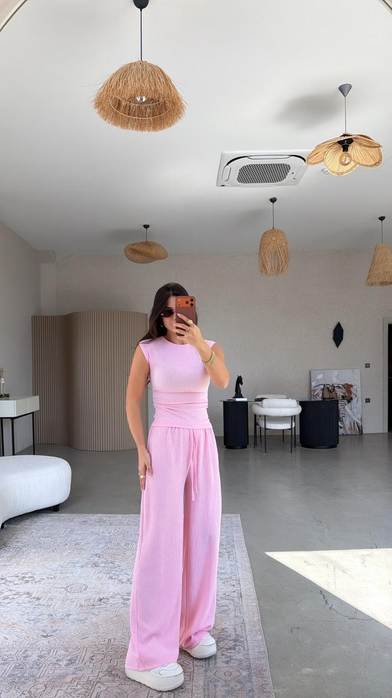 Şeker Pembe Büzgü Detaylı Bürümcük Takım