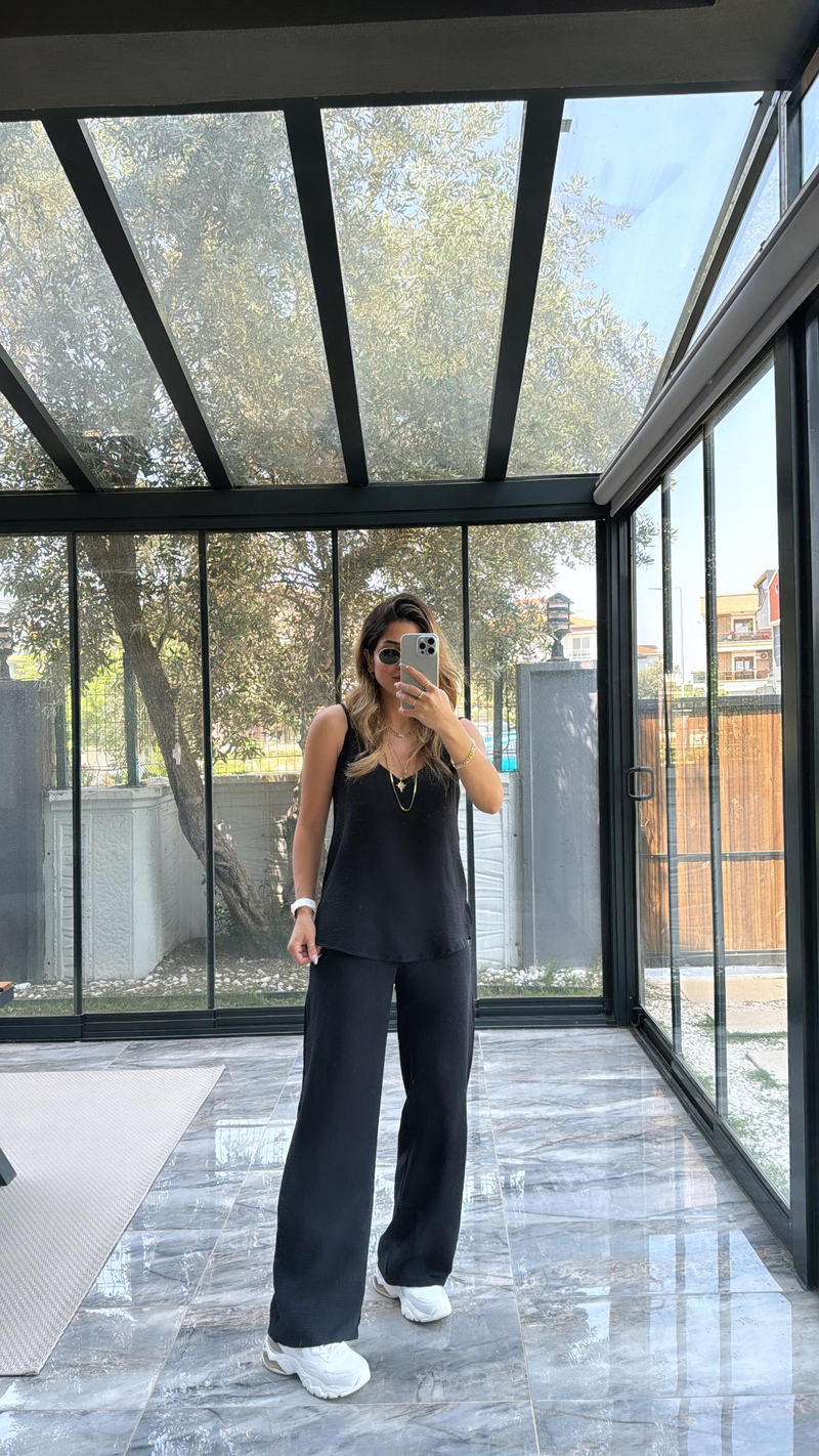 Siyah Askılı Tiril Takım