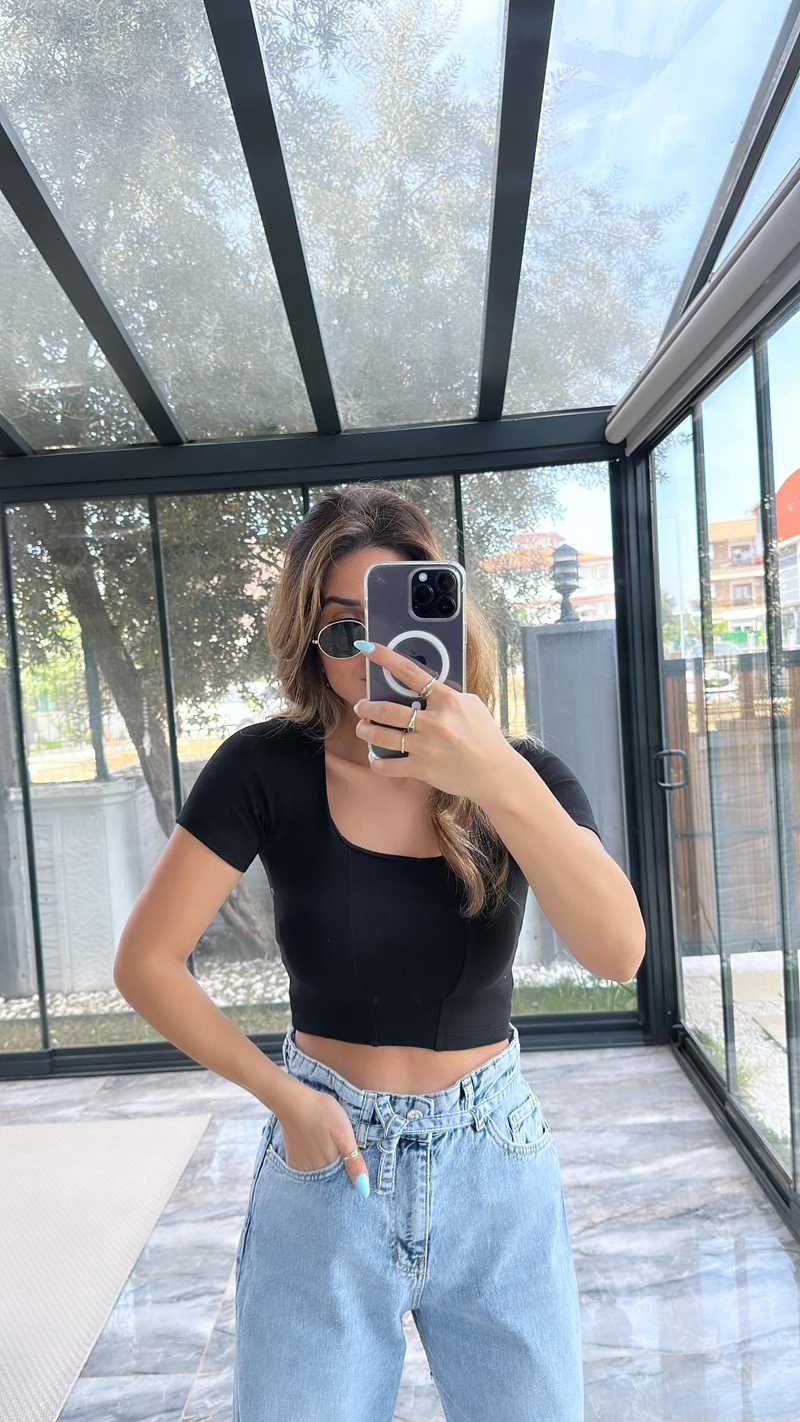 Siyah Basic Dikişli Crop