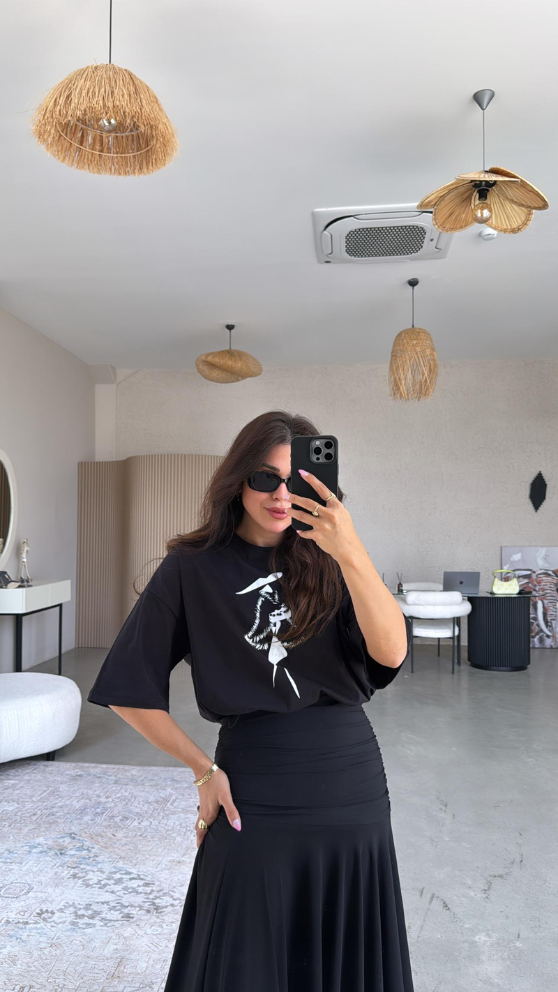 Siyah Beli Lastikli Boncuklu Pamuk Tshirt