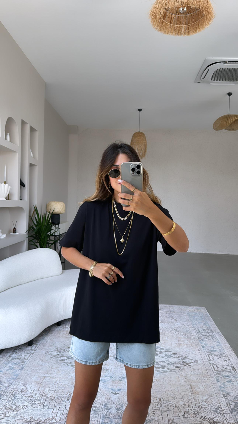 Siyah Bisiklet Yaka Oversize Tshirt