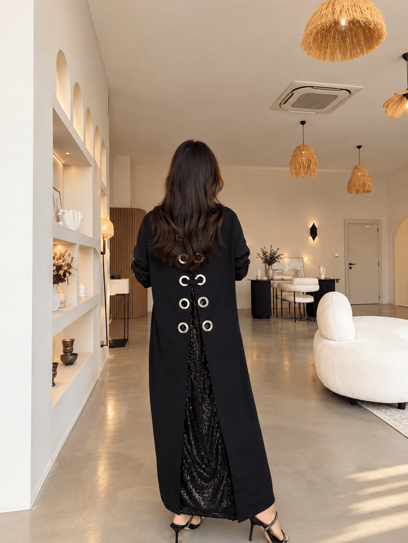 Siyah Cepli Arkası Payet Ve Kuş Gözü Detaylı Uzun Elbise