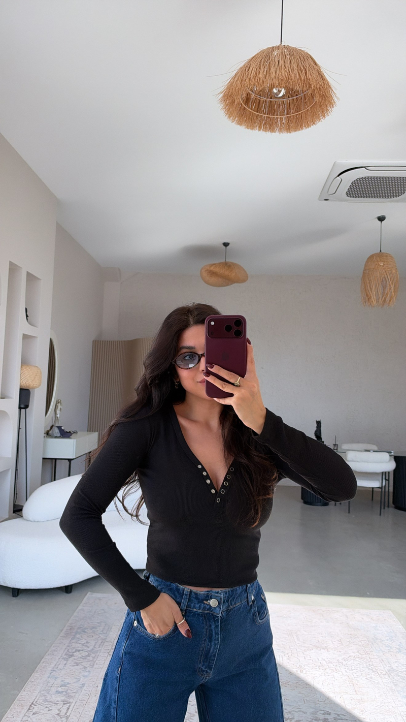 Siyah Fitilli Pamuk Çıtçıtlı Bluz