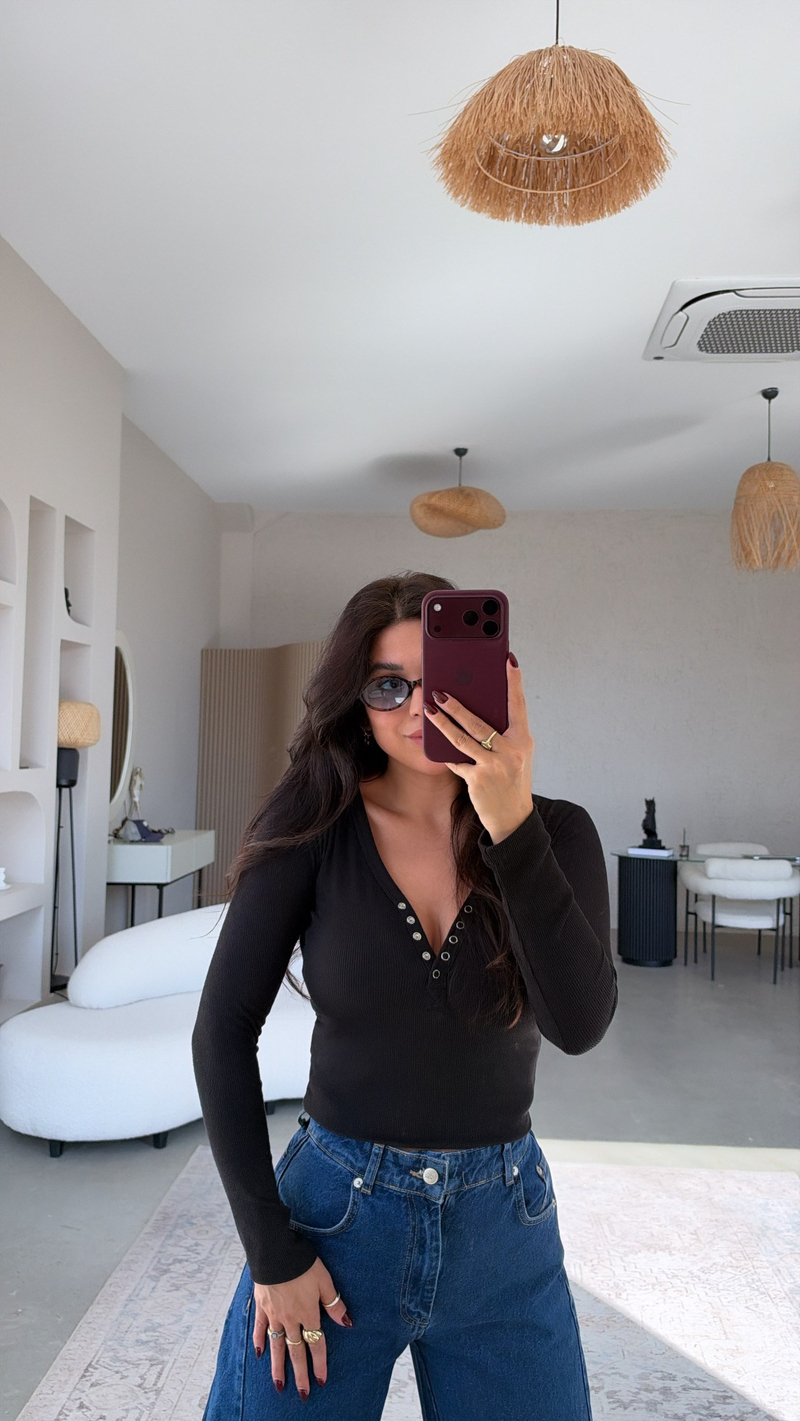 Siyah Fitilli Pamuk Çıtçıtlı Bluz