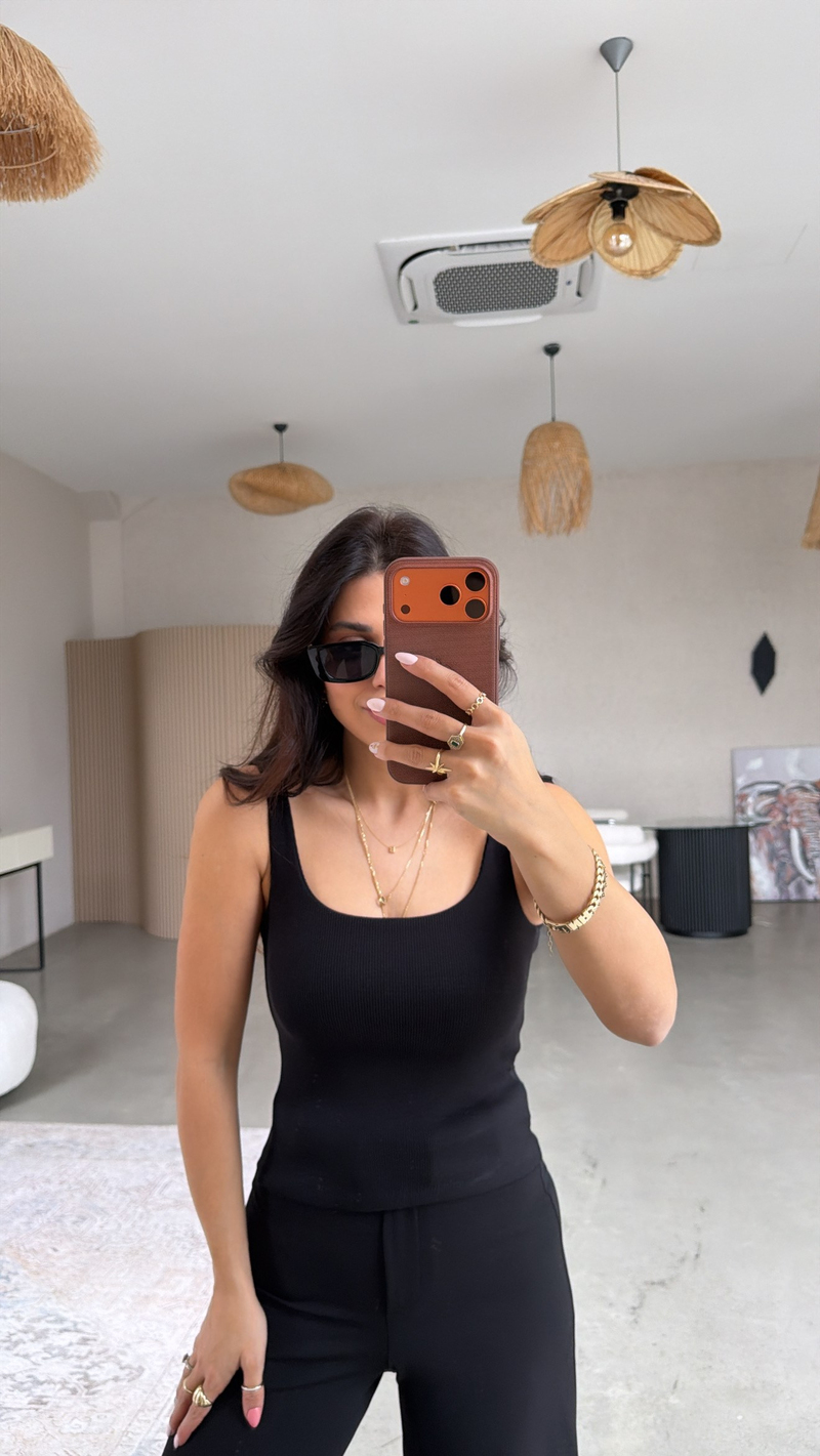 Siyah Fitilli Tok Doku Pamuk Ön Arka Kare Yaka Basic Atlet