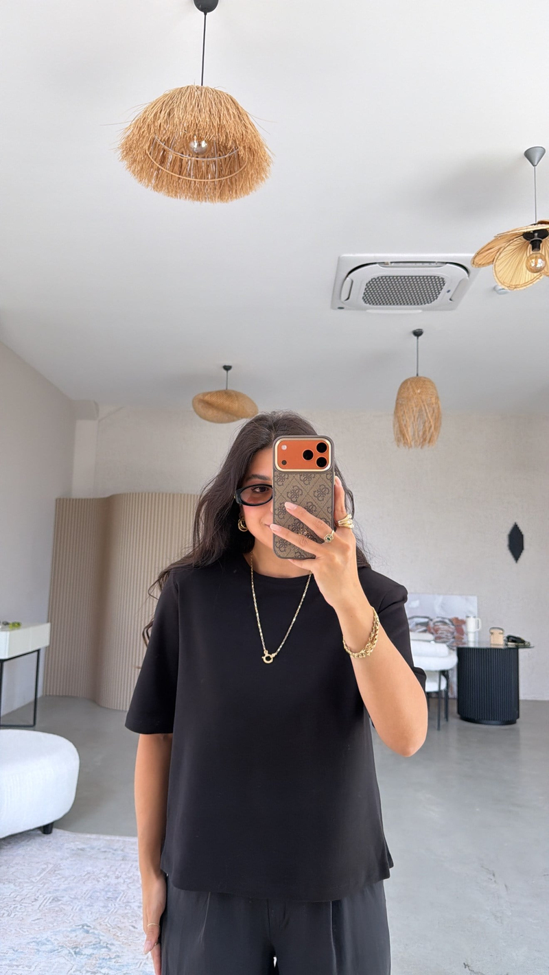 Siyah İnterlok Kumaş Bisiklet Yaka Vatkalı Tshirt