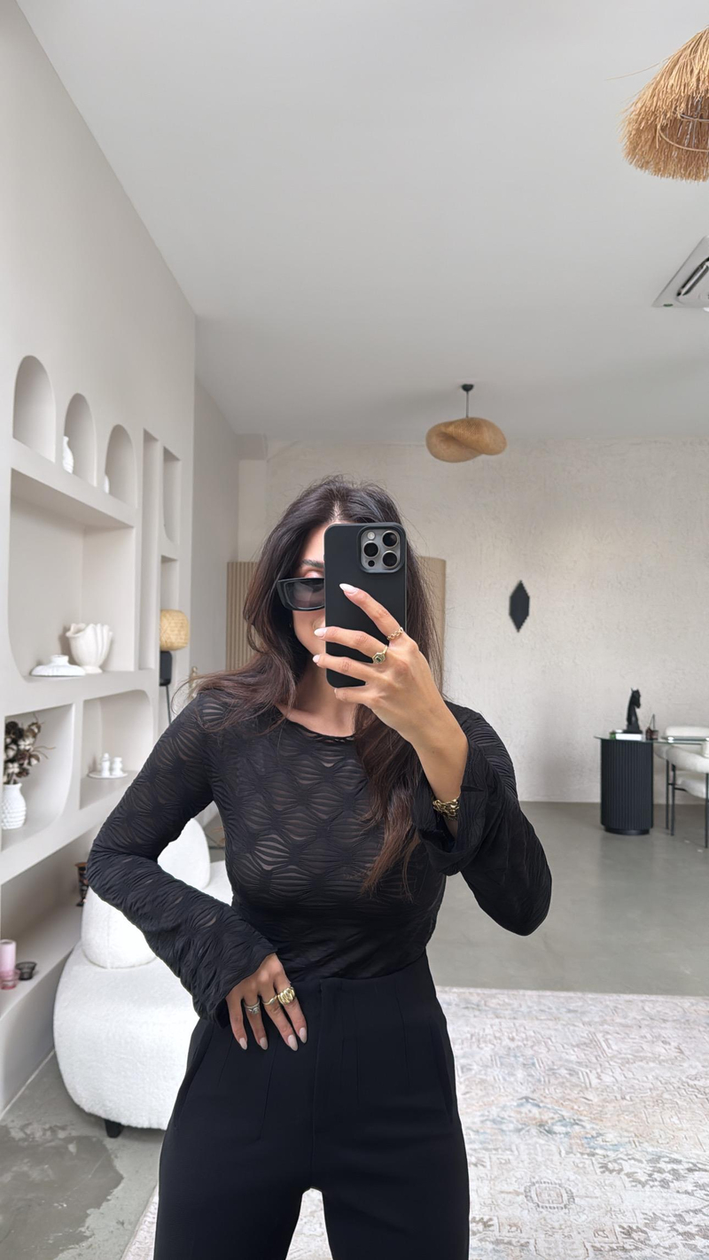 Siyah İstiridye Desenli Transparan Bluz