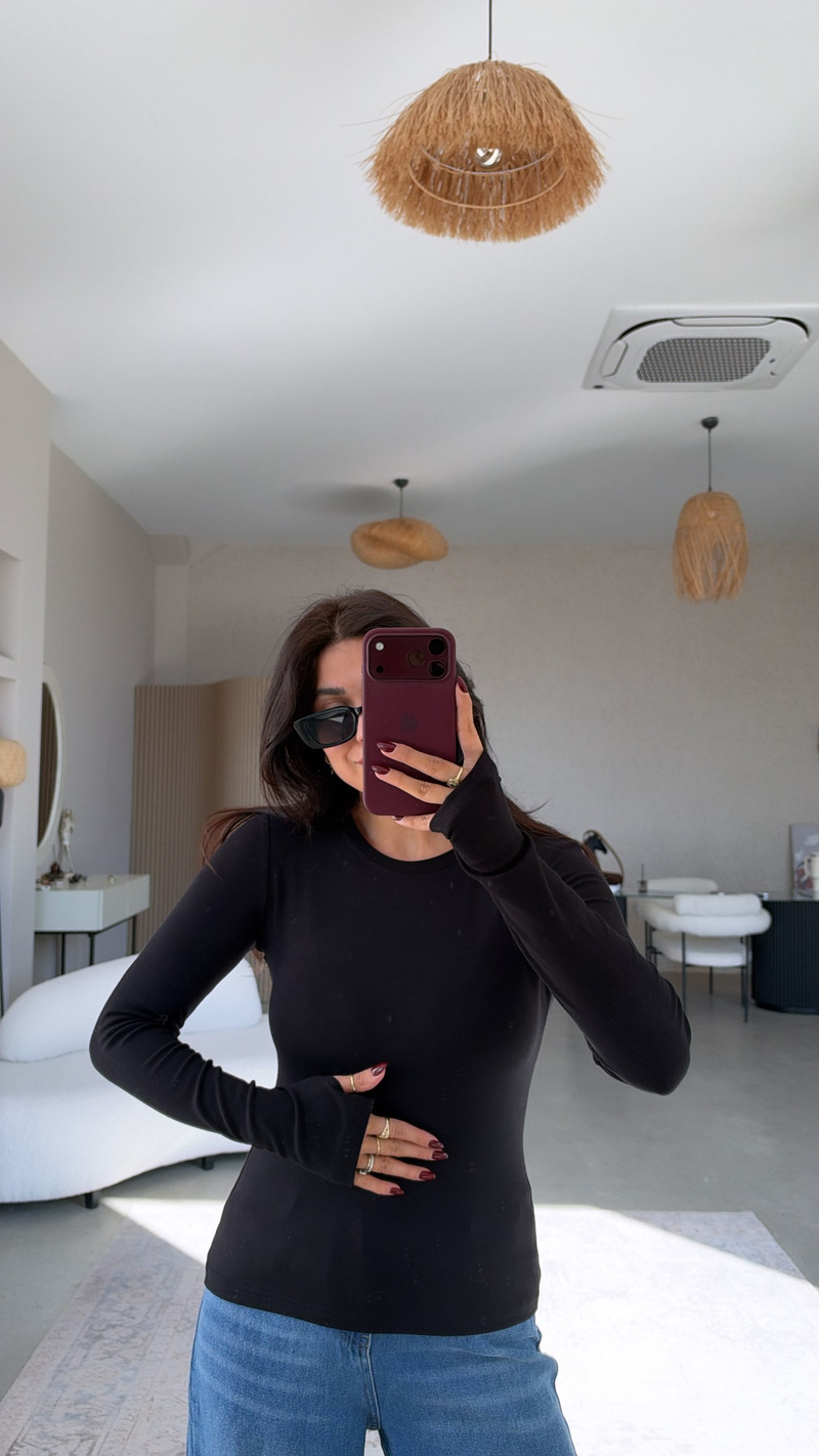Siyah İthal Kumaş Parmak Geçme Body