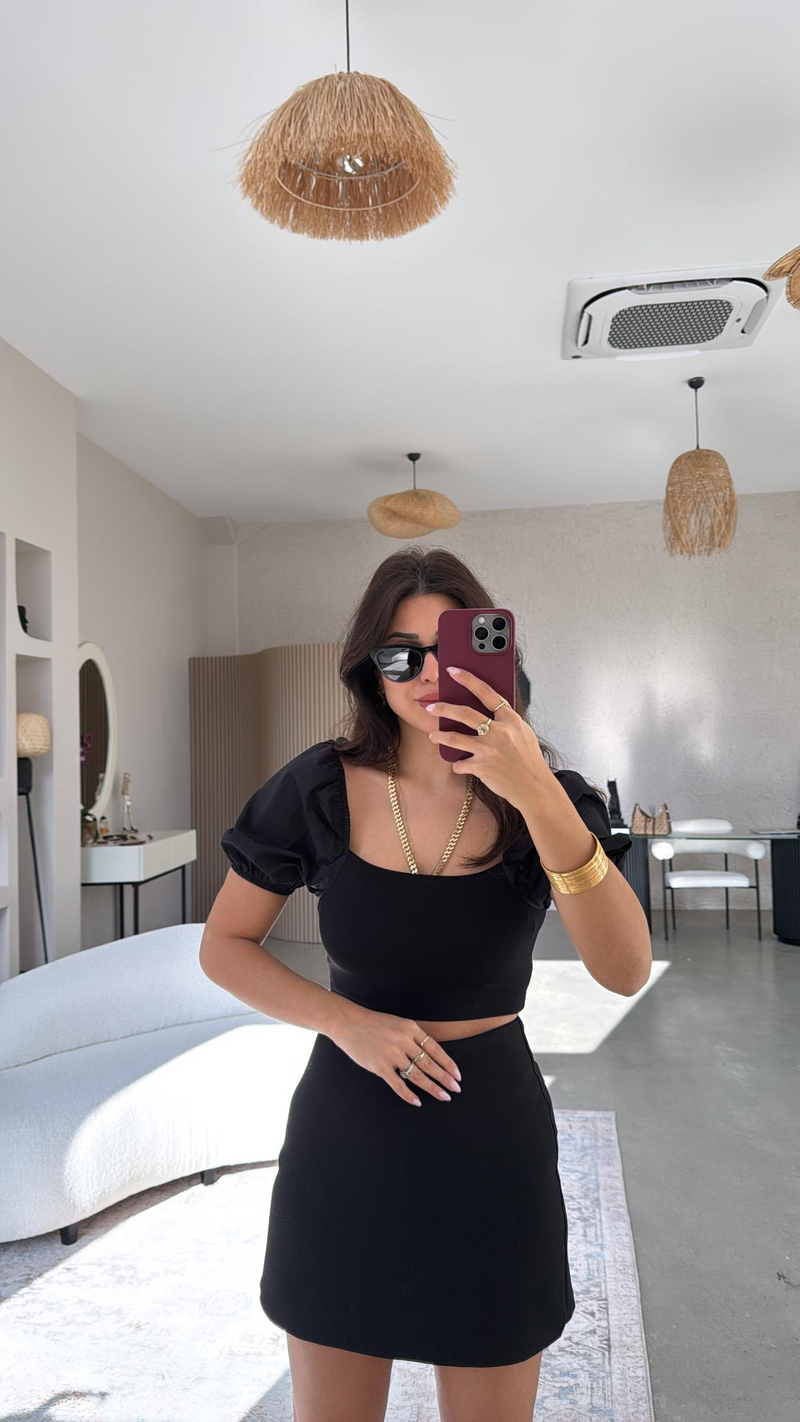 Siyah Kolları Balon Poplin Detaylı Bluz