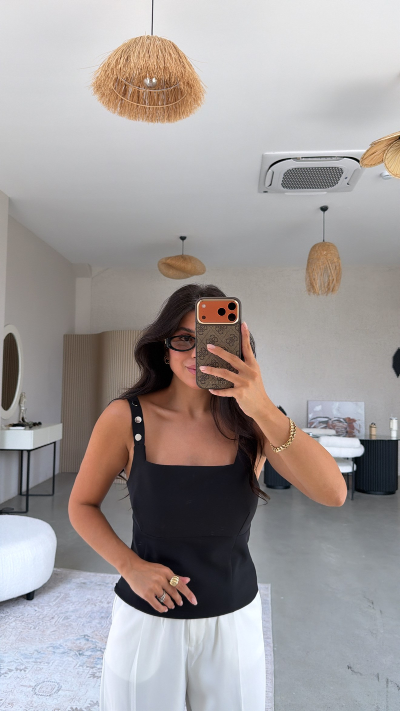 Siyah Krep Kumaş Çıtçıt Askılı Premium Bluz