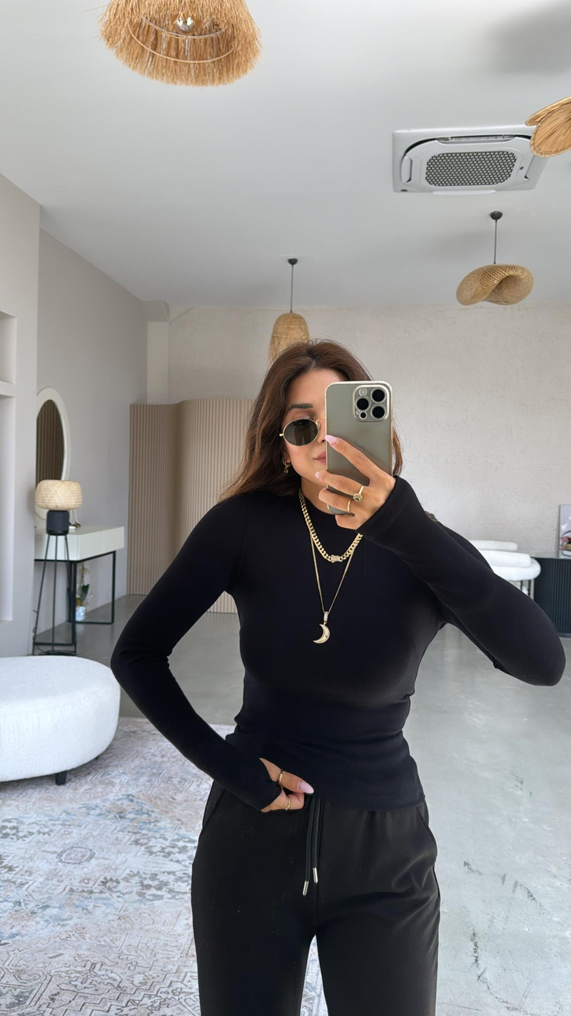 Siyah Parmak Geçme Oys Kumaş Body