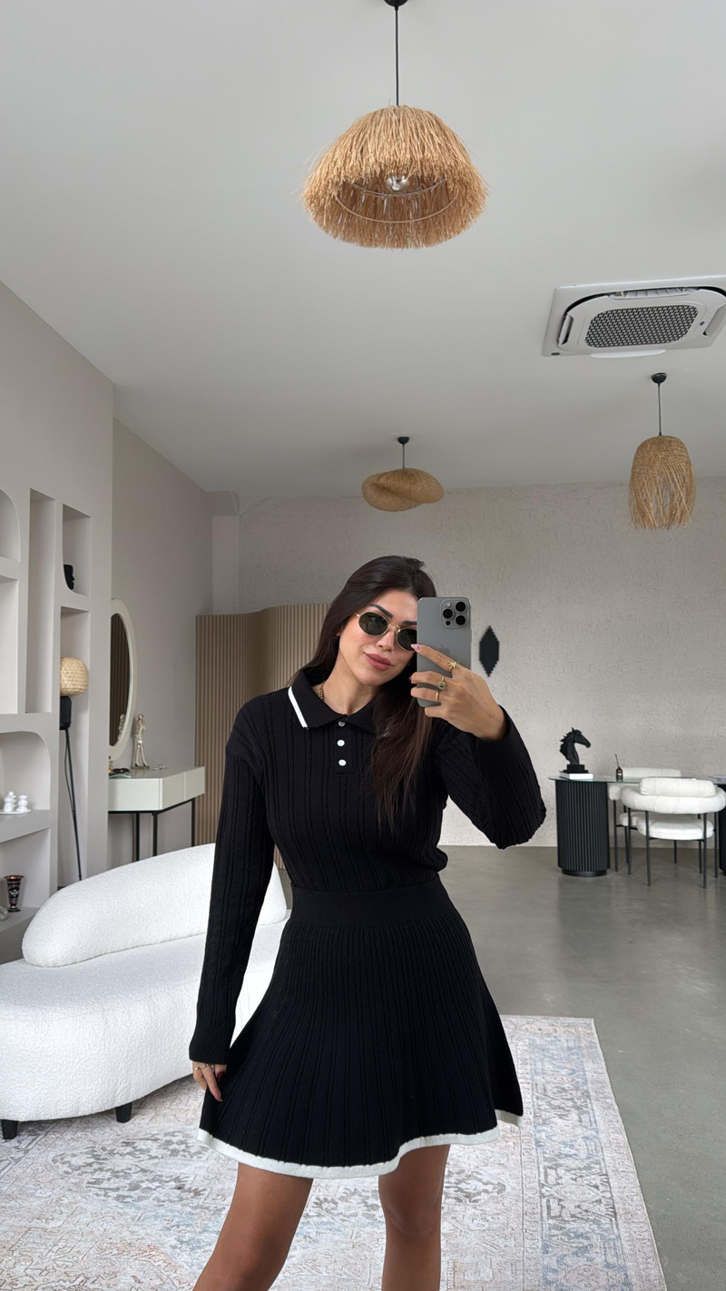 Siyah Polo Yaka Biyeli Etekli Takım