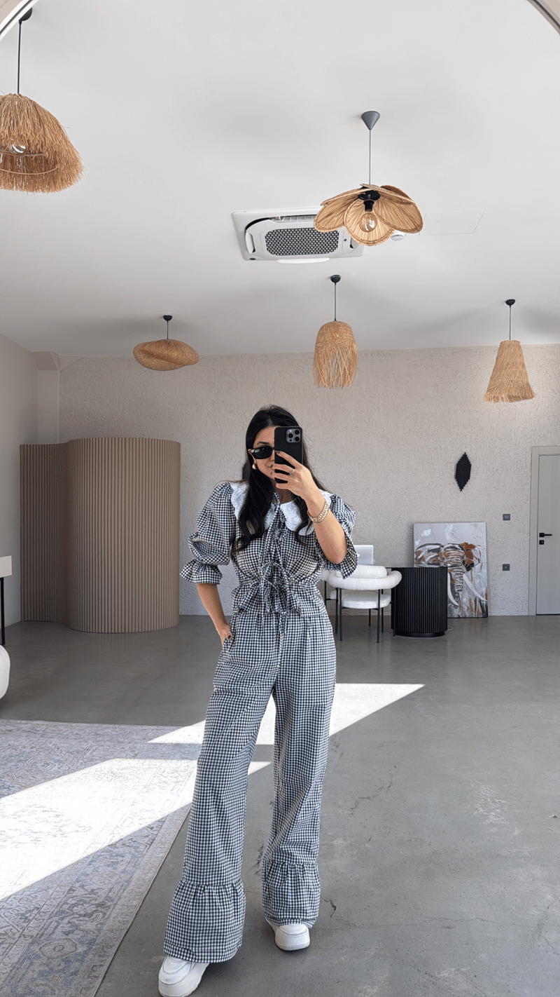 Siyah Pötikare Yakalı Pantolon Bluz Takım