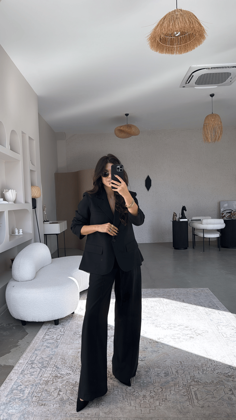 Siyah Premium Gömlek Detaylı Ceket Pantolon Takım