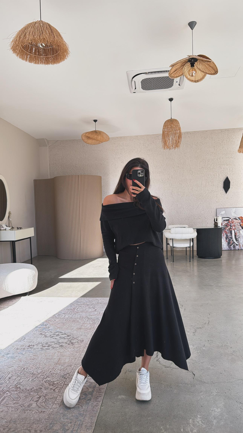 Siyah Selanik ZR Model Düğmeli Etek