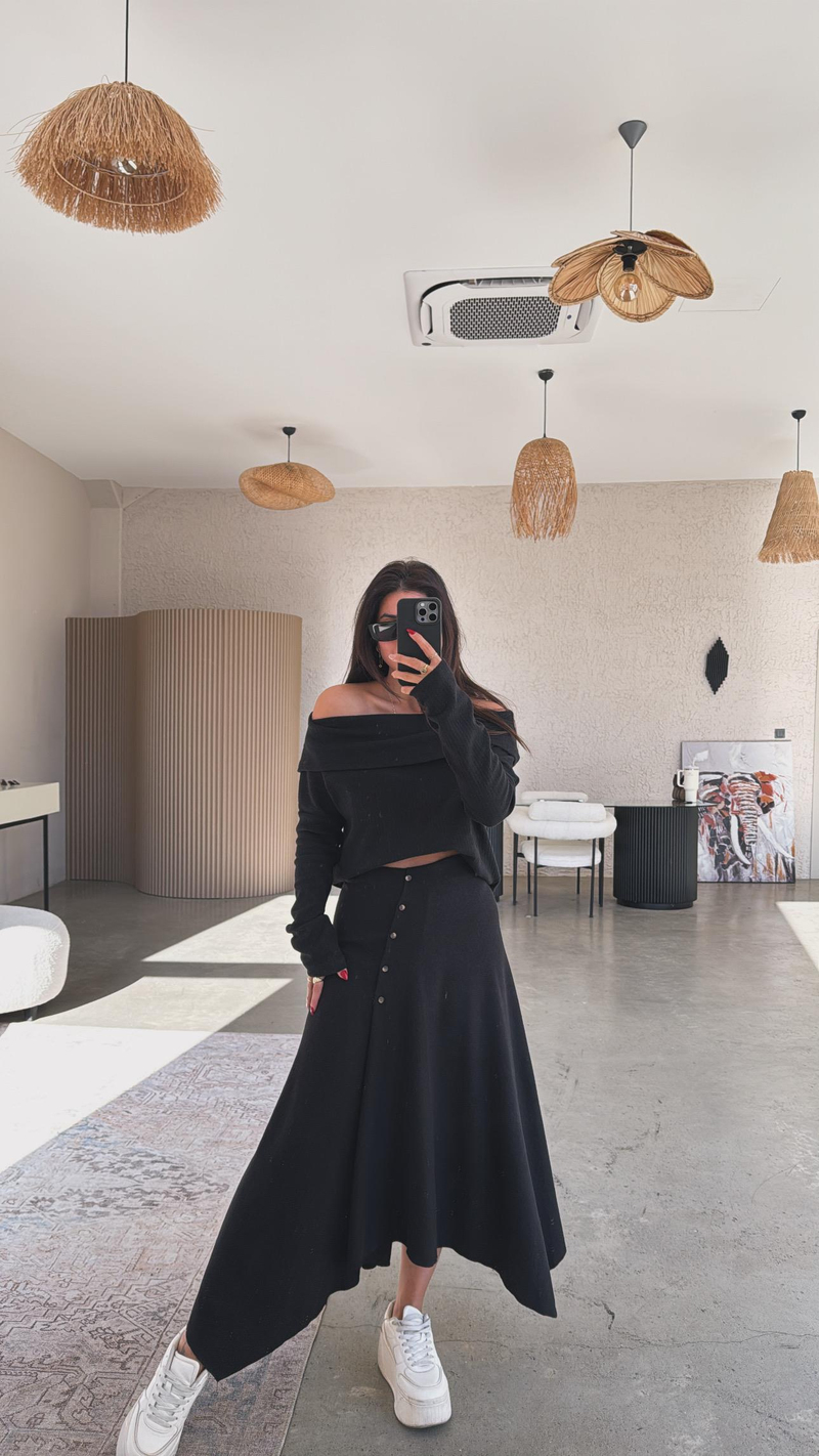 Siyah Selanik ZR Model Düğmeli Etek